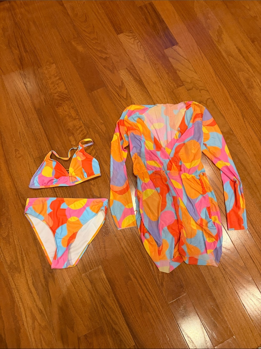 SHEIN Orange Pink Blue Yellow Circle Print Kids Bikini Set with Cover-Up
